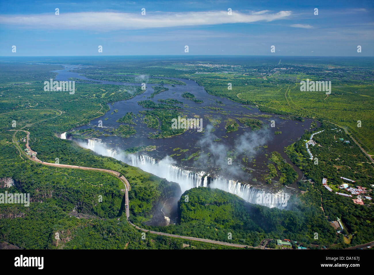 Victoria Falls or "Mosi-oa-Tunya" (The Smoke that Thunders), and Zambezi River, Zimbabwe / Zambia border, Southern Africa [SPEDA167J]