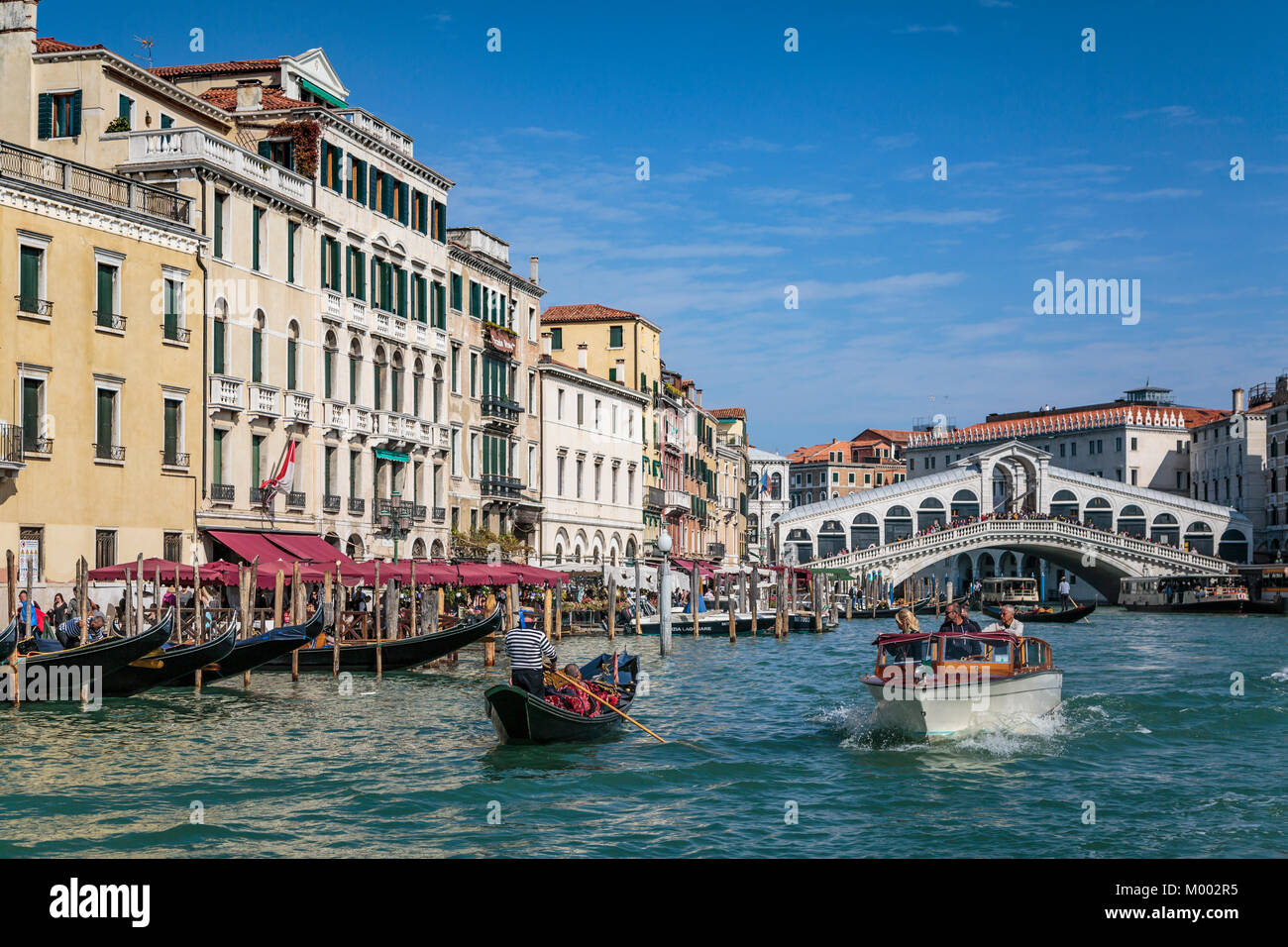 The Rialto Bridge and the Grand Canal in Veneto, Venice, Italy, Europe, [SPEM002R5]